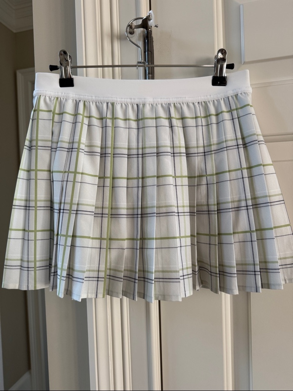 Lululemon High Rise Pleated White Plaid Tennis Mini Skirt 6 Match Green Navy